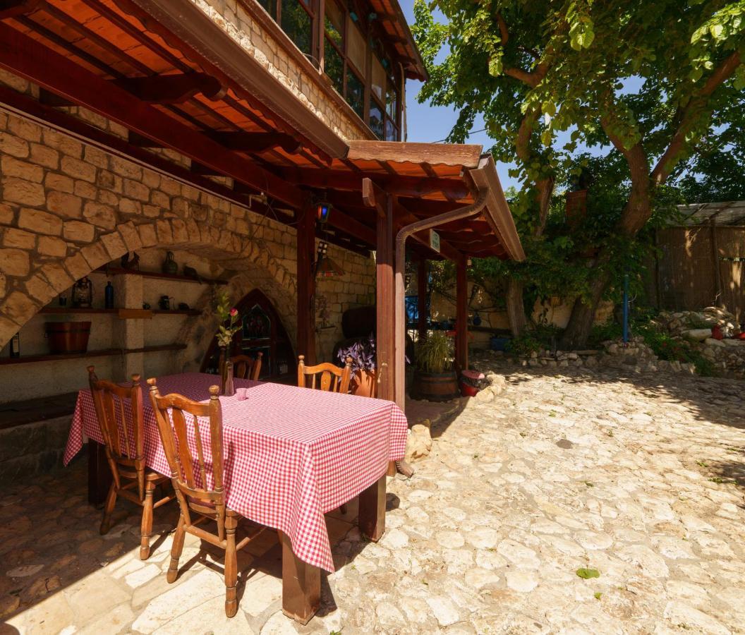 Villa Tehila - By V Club Chain โรชปินนา ภายนอก รูปภาพ